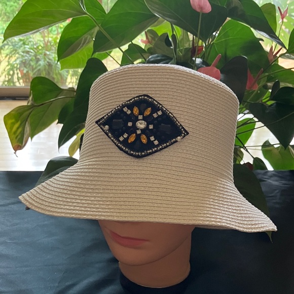 Embellished White Bucket Hat - Picture 1 of 5